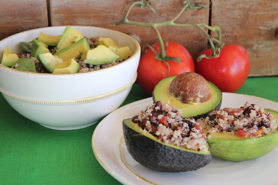 avocado salad with quinoa, spinach and black beans