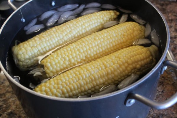 ice the cooked corn