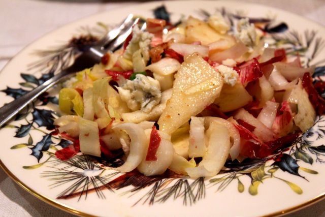 endive salad serving